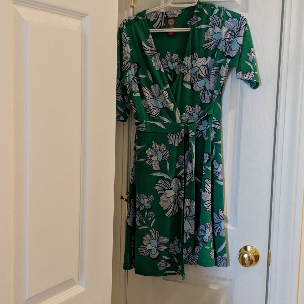 Dress - Picture 2 of 5